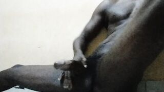 Waking up as early as 5am horny as hell and decide to do this.. dablackpee