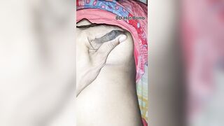 Desi bangla hot wife suck, fingering and fuck.