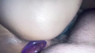 Amateur porn with anal plug in the ass