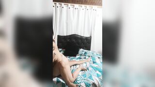 I kiss the tits of a beautiful blonde in my room and we fuck in scissors